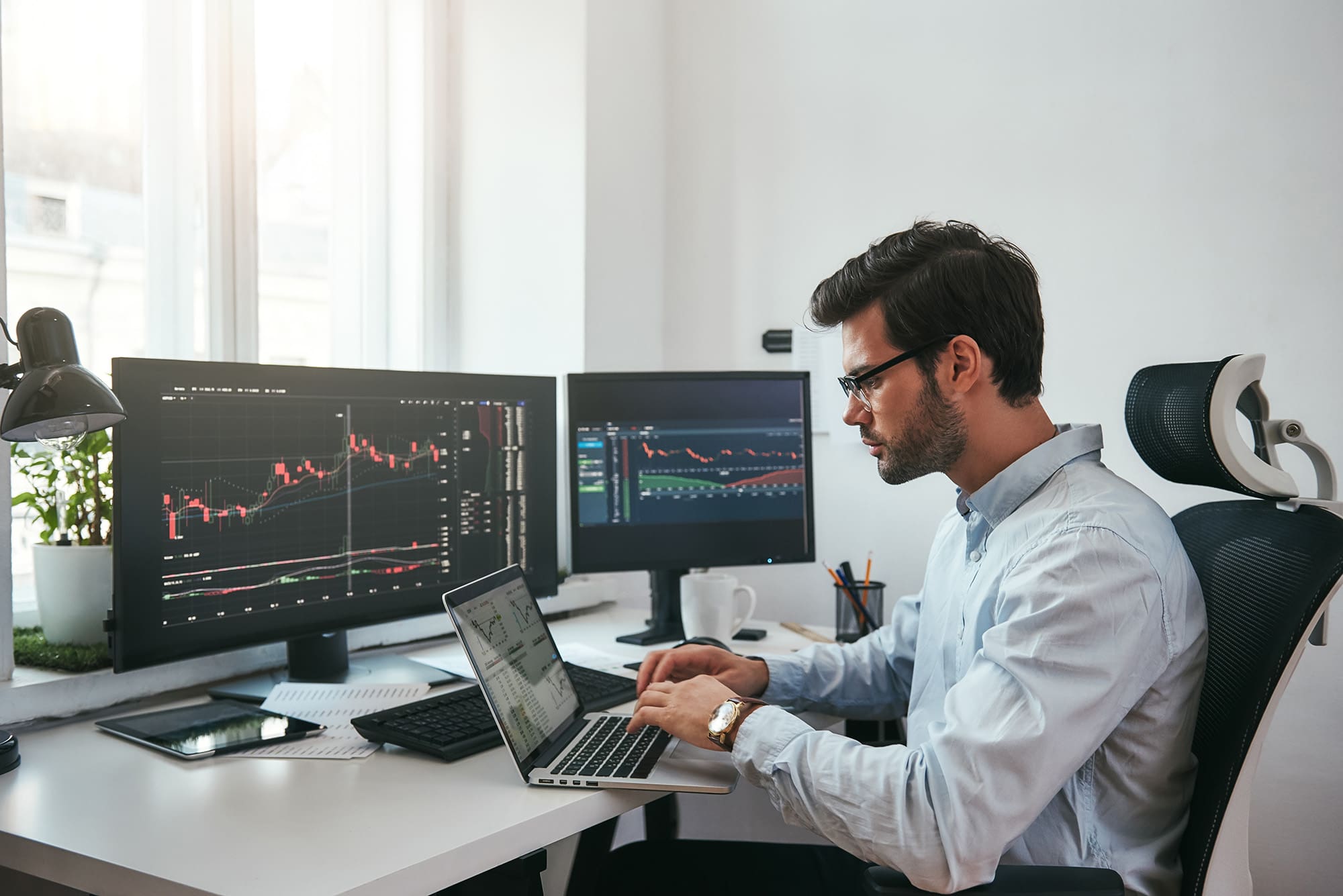 9 Trading Secrets That Will Make You a Successful Forex Trader